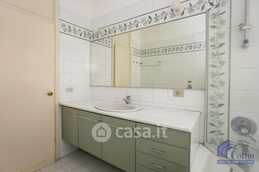 Bilocale in Via Leon Battista Alberti 10