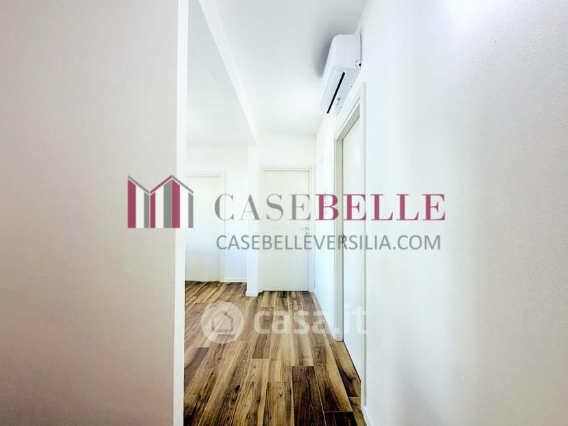 Trilocale in Via Umberto Giordano 55041 — foto 16 di 33