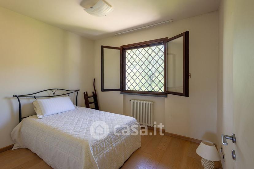 Villa in Via XX Settembre — foto 23 di 28