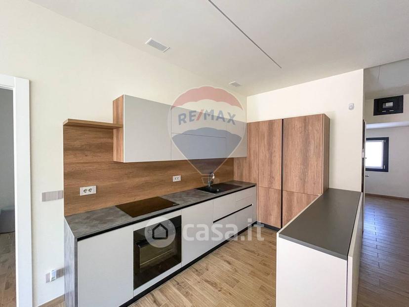 Trilocale in Via Roma 41 — foto 9 di 17