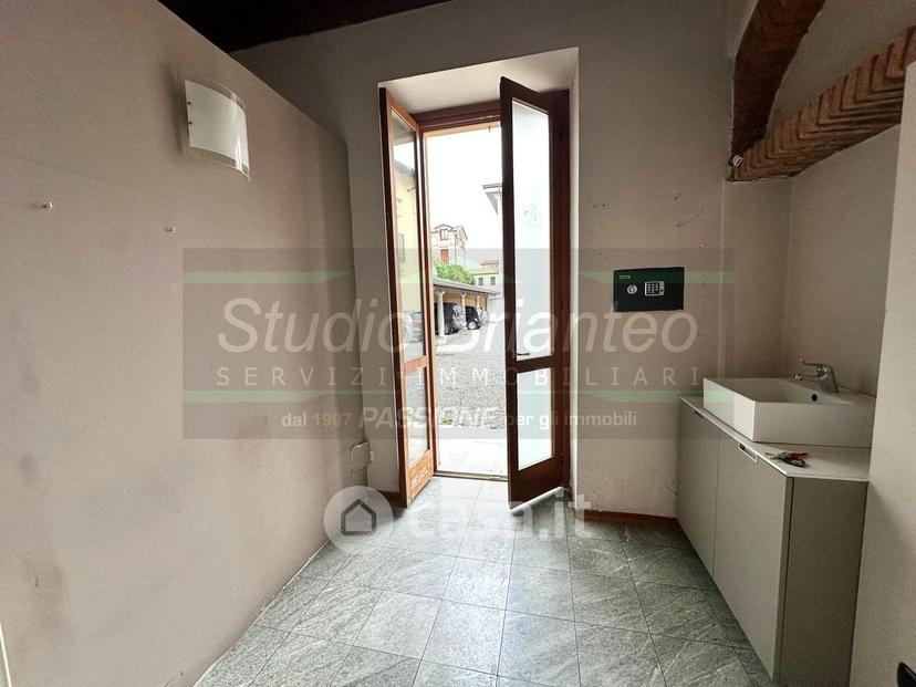 Trilocale in Via Francesco Cusani — foto 2 di 19