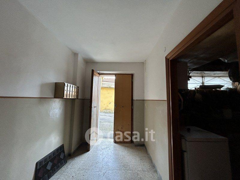 Trilocale in Via Adinolfi 13 — foto 3 di 19