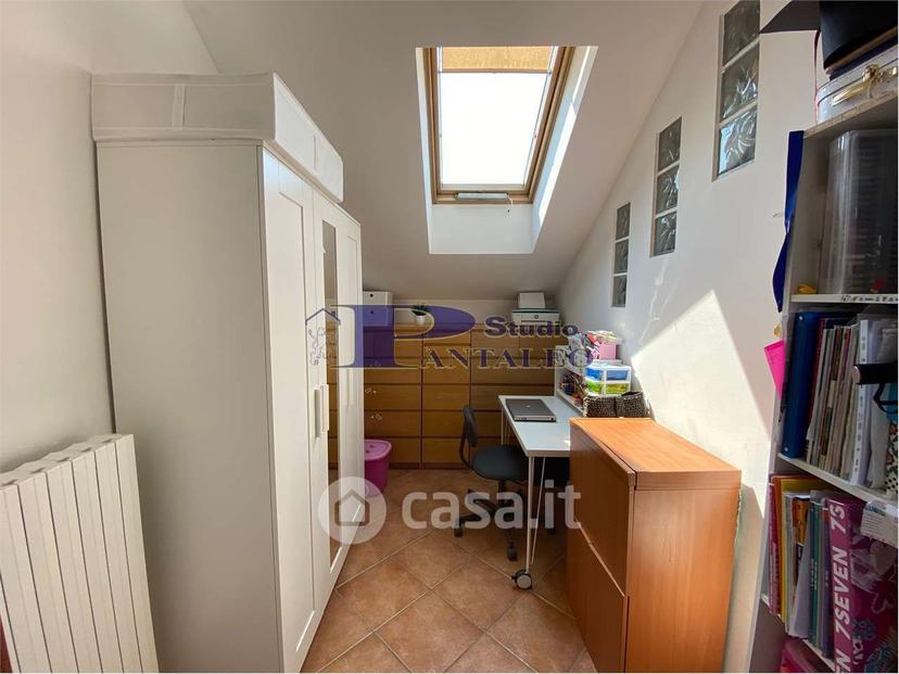 Trilocale in Via Cassolnovo — foto 8 di 22