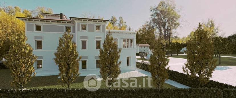 Quadrilocale in Via della Croce 1 — foto 2 di 4