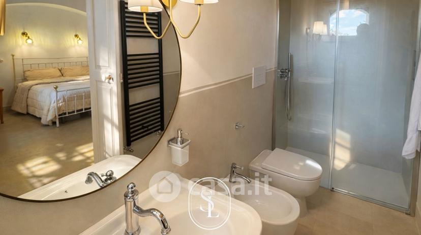Villa in Via U. Giordano — foto 23 di 34