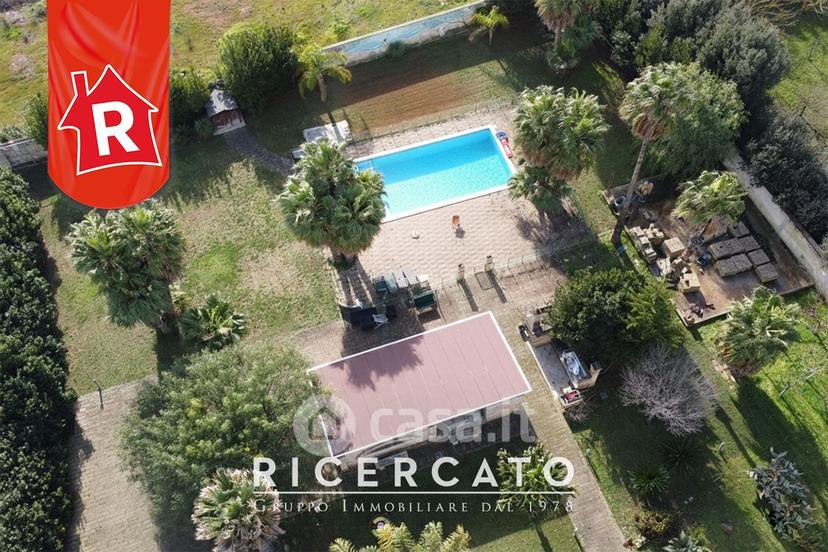 Villa in Sp18 — foto 60 di 106