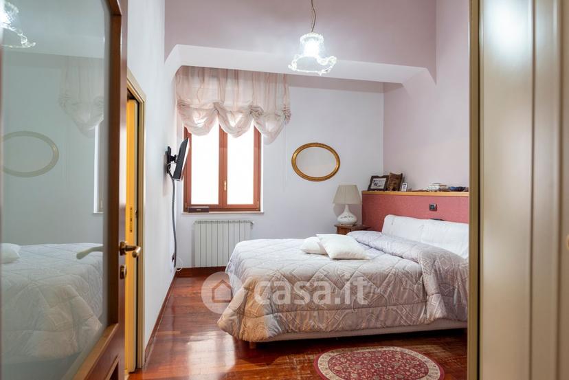 Quadrilocale in Via Giordano Luca — foto 2 di 32