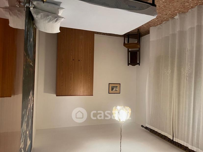 Stanza in Via Giacomo Matteotti 65 — foto 7 di 13
