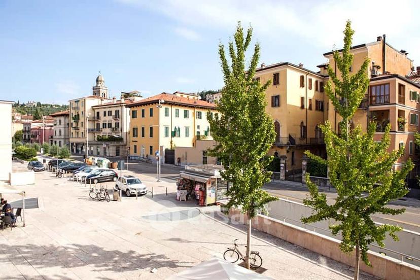 Stanza in Piazza Isolo 13 — foto 4 di 8