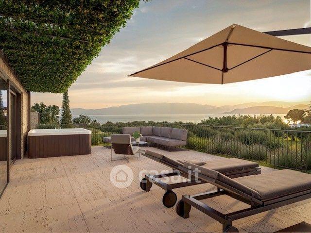 Villa in Via Riare — foto 19 di 26