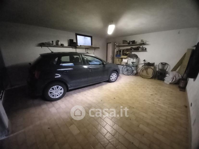 Villa in Via Gagnago — foto 19 di 32