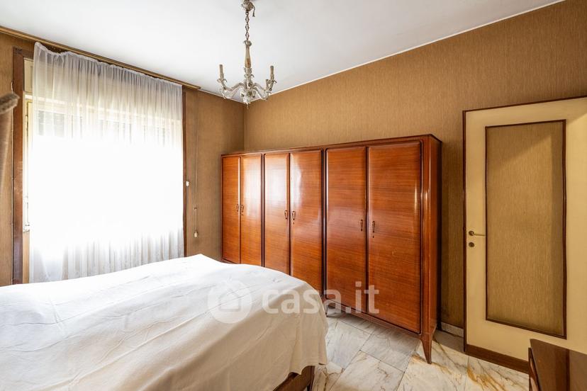 Quadrilocale in Via Antonio Bazzini 24 — foto 2 di 28