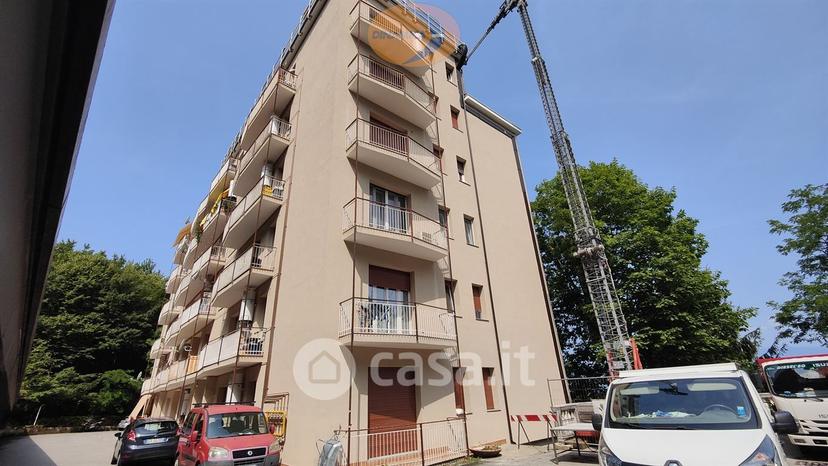 Trilocale in Via Monte Rosa 29 — foto 25 di 37