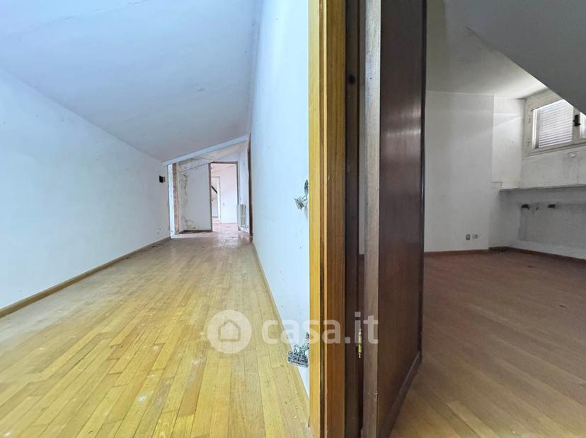 Villa in Via Cavalli d'Olivola 7 — foto 32 di 40