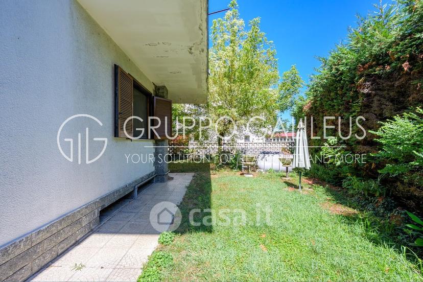 Villa in Via Giuseppe Bronzini 20 — foto 13 di 48