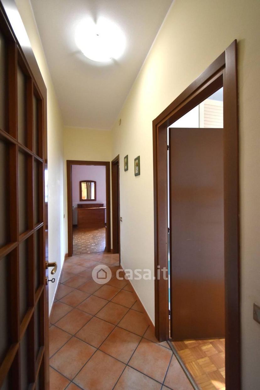 Trilocale in Via Silvio Pellico 4 — foto 5 di 29