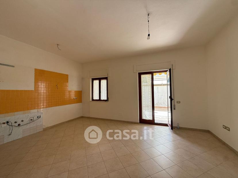 Appartamento in Via Umbria 14 — foto 17 di 23