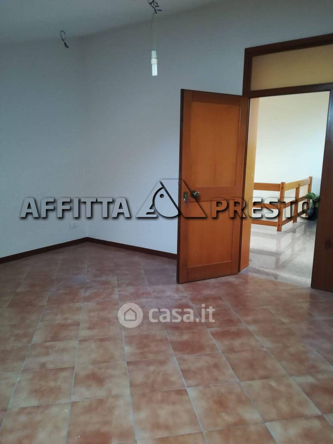 Trilocale in Via Giuseppe Siboni