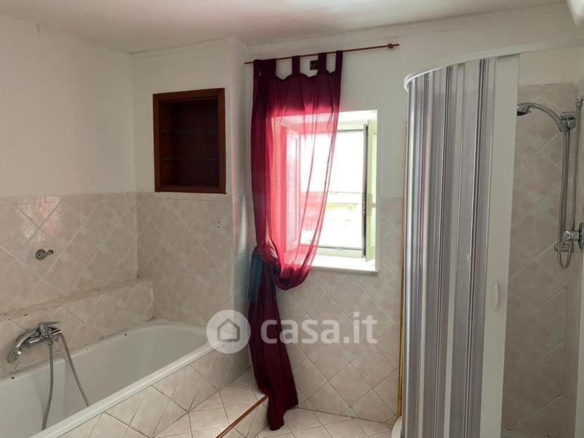 Stanza in Supportico d'Astuti — foto 5 di 13