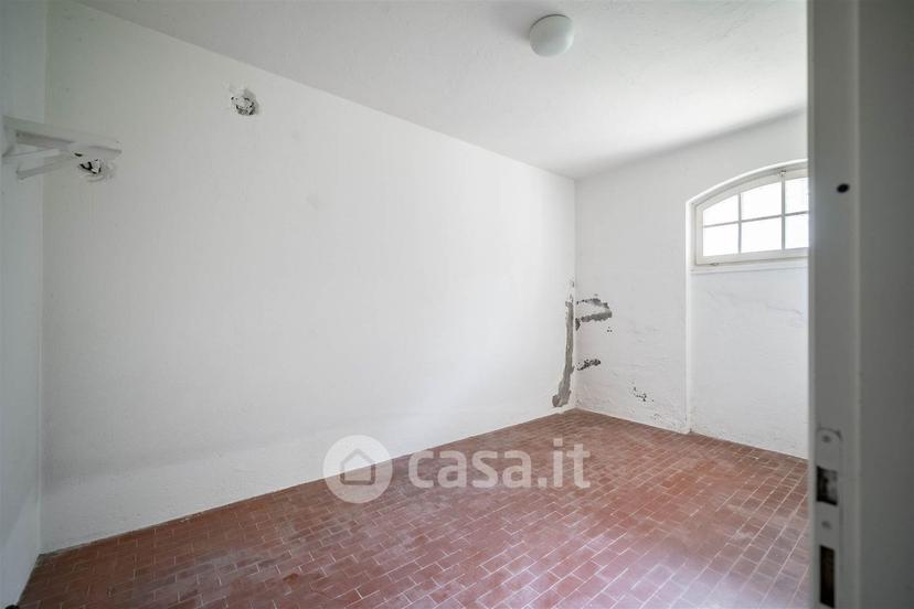 Villa in Via Don Ronchi 18 — foto 27 di 33