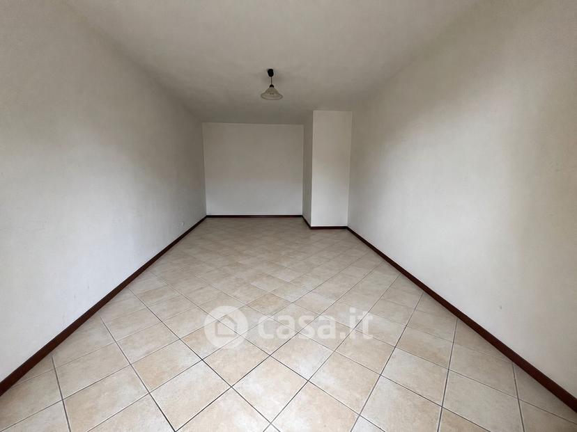 Bilocale in Via Selice 29 M — foto 12 di 23