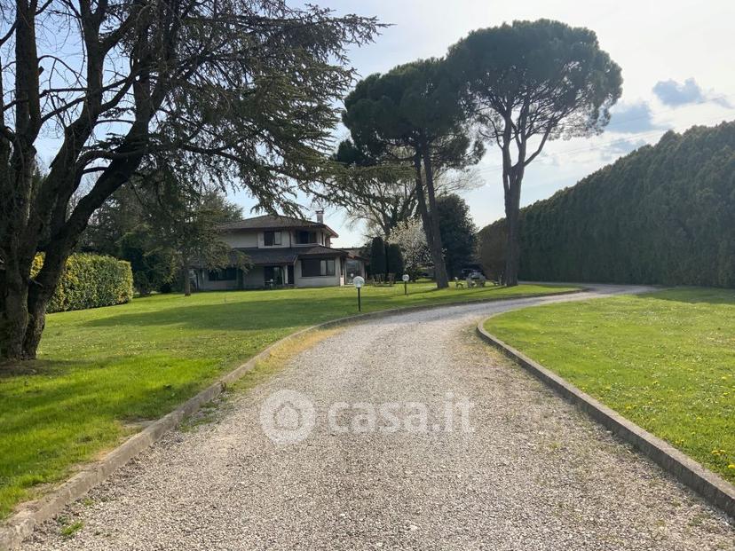 Villa in Via P. Micca — foto 13 di 37