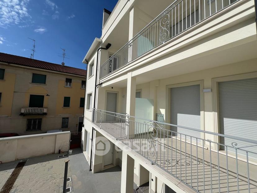 Trilocale in Via Palestro 18 — foto 11 di 36