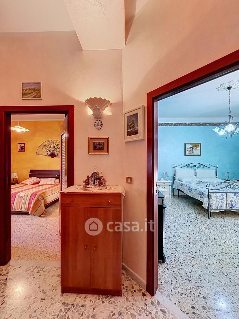 Quadrilocale in Via Tarragona — foto 19 di 31