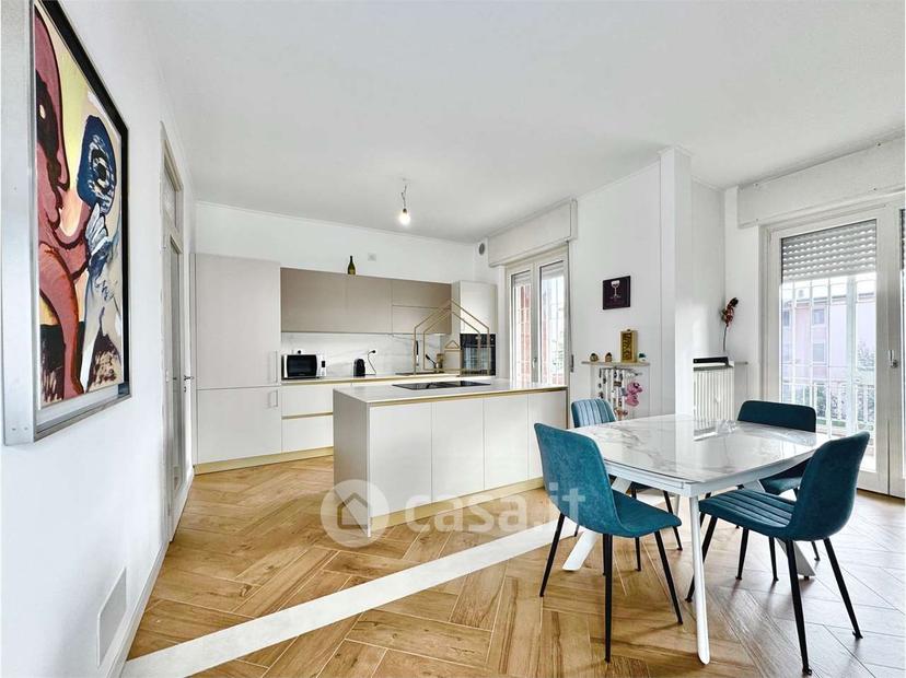 Trilocale in Viale Cavour — foto 22 di 25