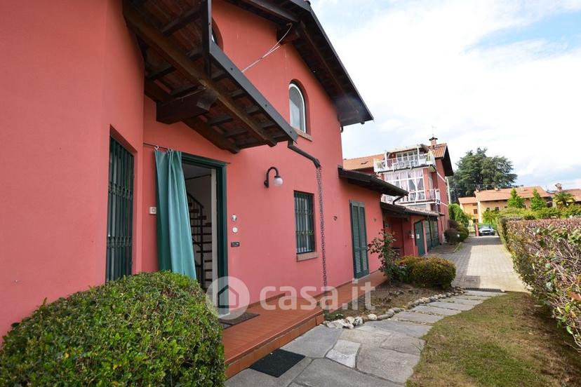 Villa in Via Roma 11 — foto 17 di 40