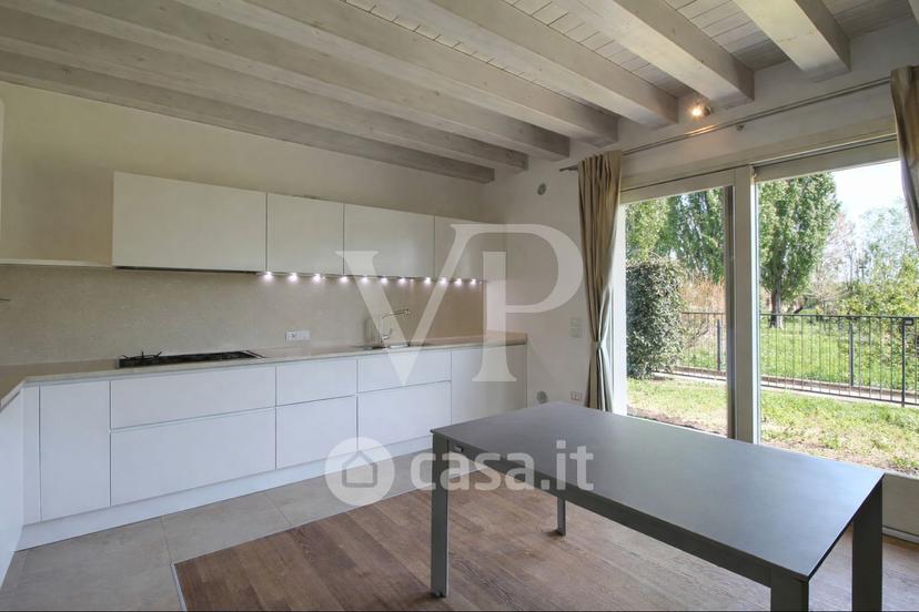 Trilocale in Via Capitello — foto 6 di 20