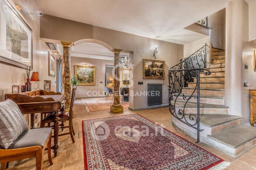 Villa in Strada Cassia Sud — foto 55 di 77