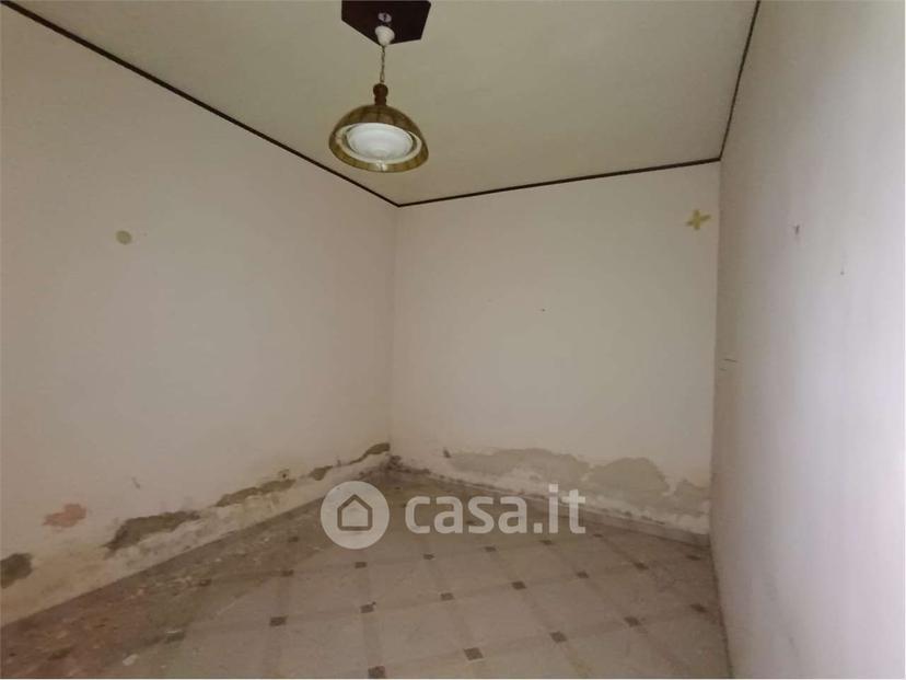 Villa in Via Paolo VI Papa — foto 10 di 33