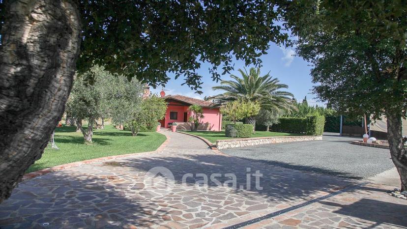 Villa in Via Pisa 23 — foto 4 di 32