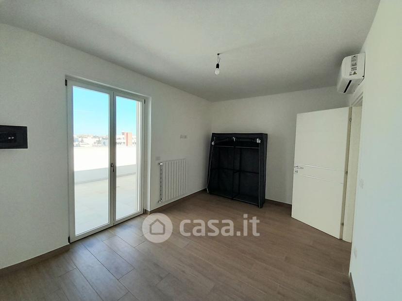 Appartamento in Via Mario Ronzini — foto 38 di 51