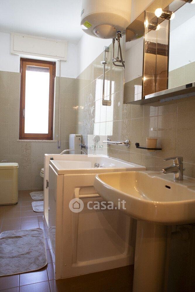 Quadrilocale in Via della Cornice 72 — foto 2 di 25
