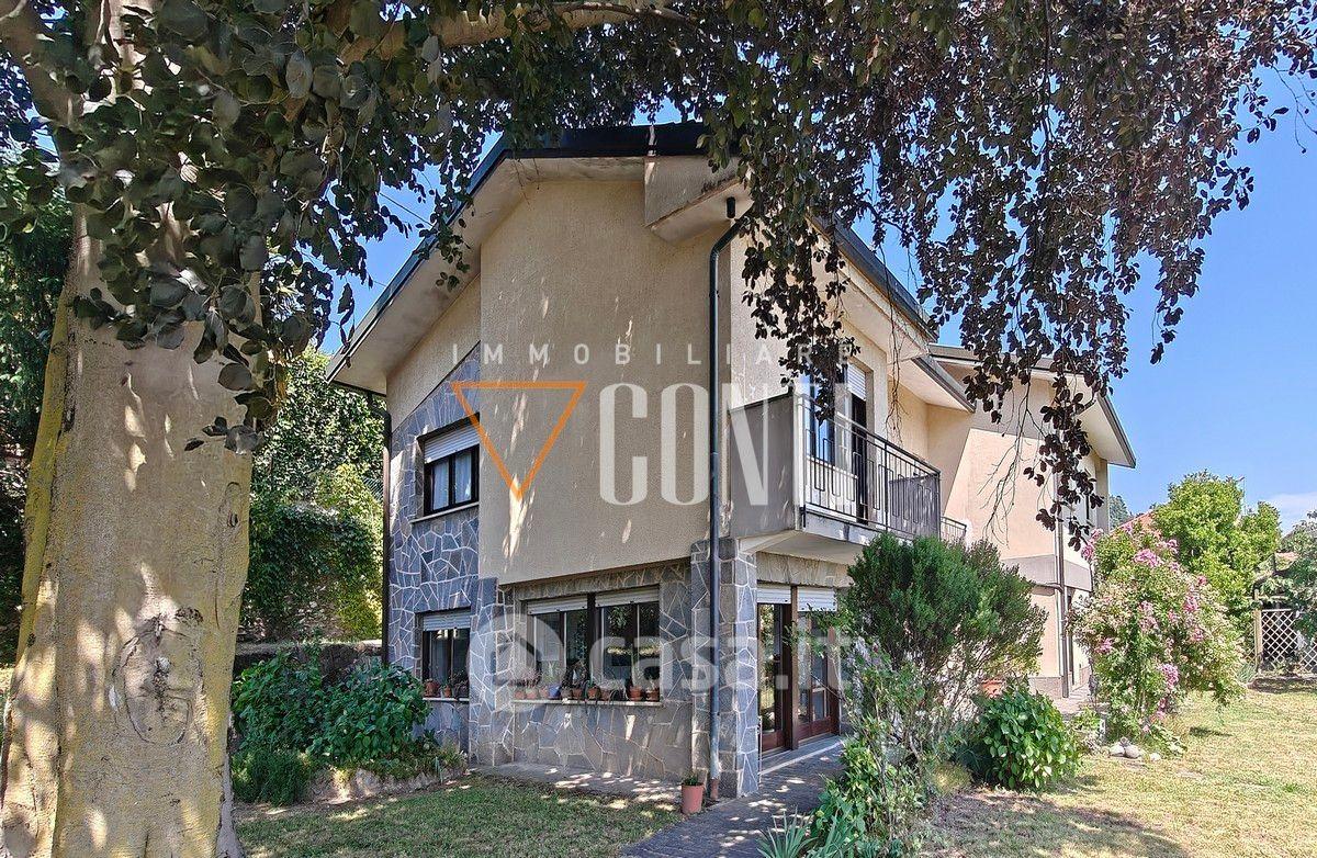 Villa in Via D. Bernacchi
