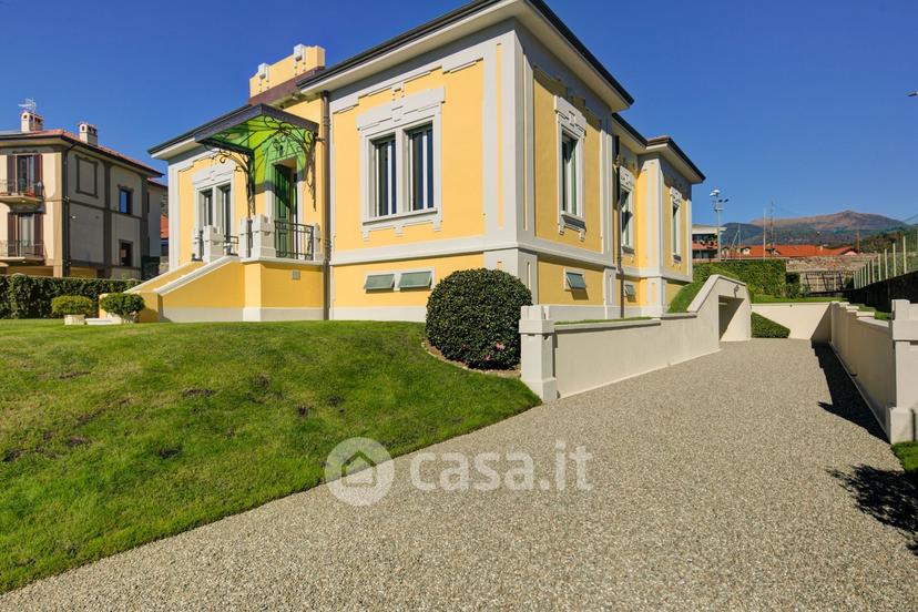 Villa in Via Palestro — foto 40 di 42