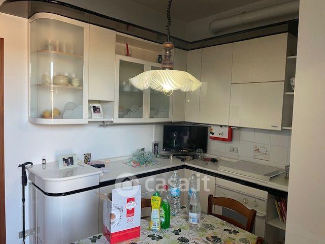 Trilocale in Via Camillo Benso Conte di Cavour 22 — foto 6 di 24