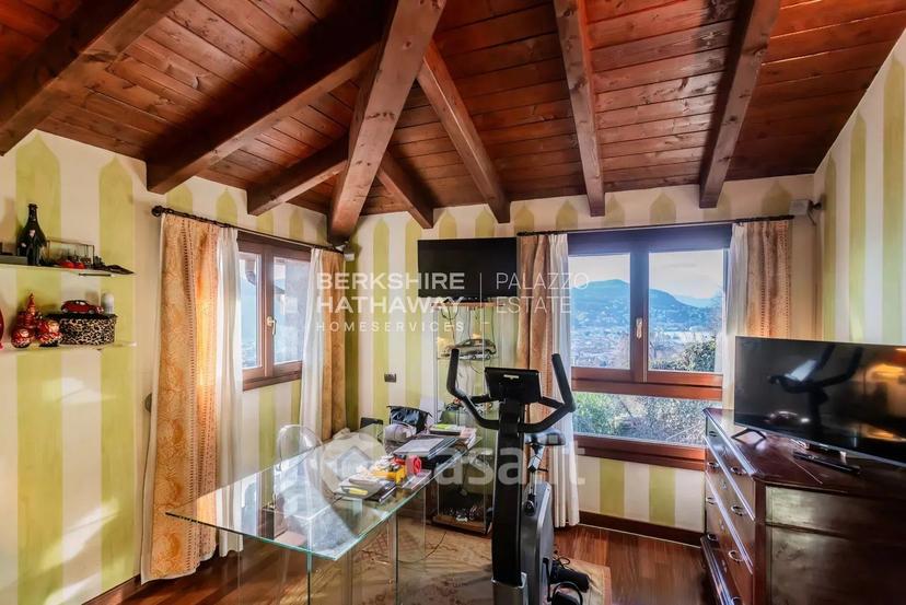Villa in Via Per Brunate — foto 5 di 44