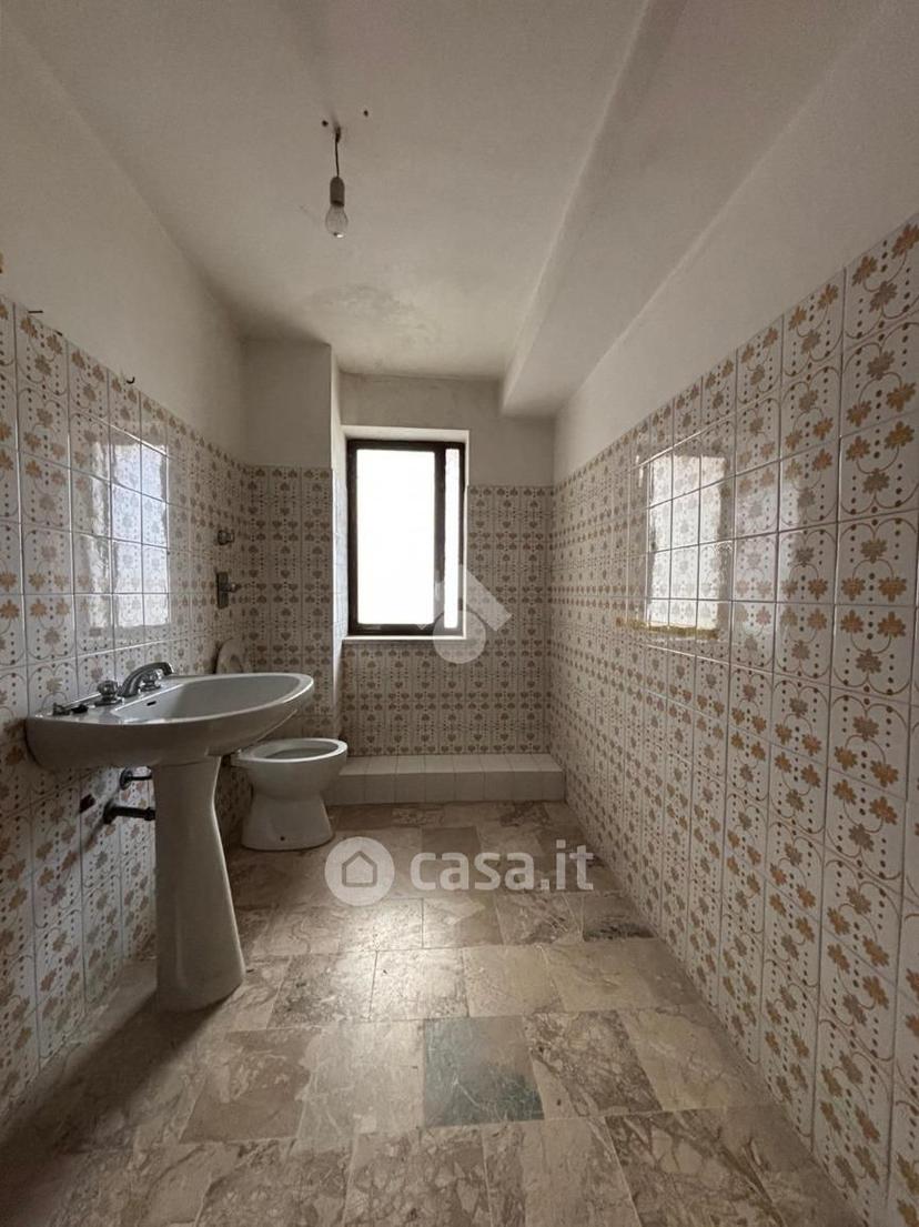 Bilocale in Via Mazzini 139 — foto 9 di 23