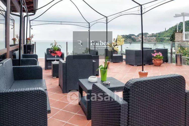 Villa in Via Nazionale — foto 3 di 35