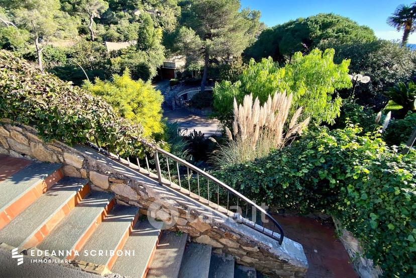 Villa in Strada della Cornice 21 — foto 23 di 49