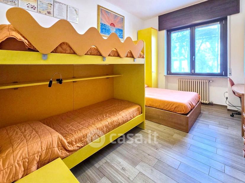 Villa in Viale Ugo Foscolo 46 — foto 6 di 70
