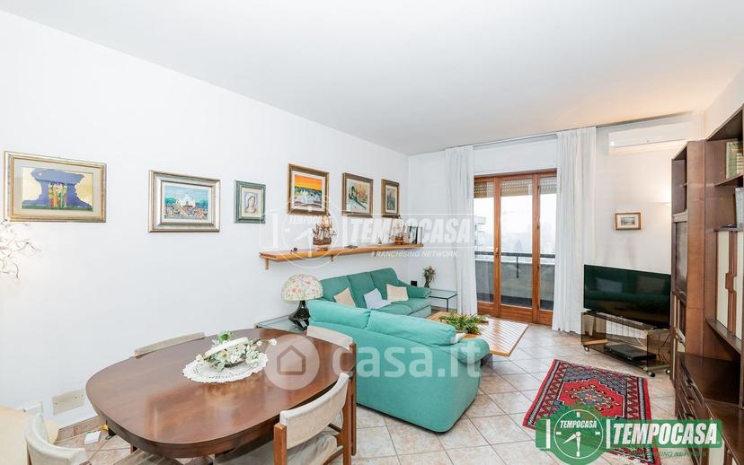 Quadrilocale in Largo Volontari del Sangue — foto 23 di 24
