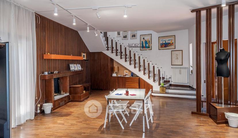 Villa in Via San Tommaso — foto 25 di 47