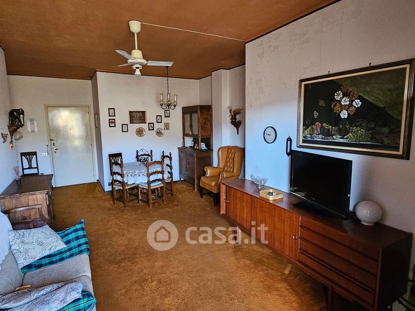 Trilocale in Via Vittorio Veneto 1 — foto 20 di 32