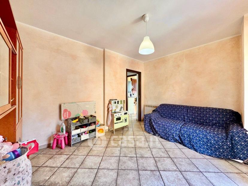 Trilocale in Via Cantalupo 50 — foto 20 di 39
