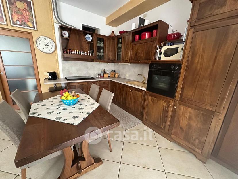 Quadrilocale in Via San Pietro — foto 15 di 27