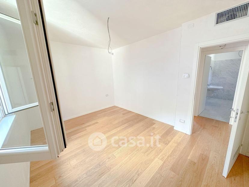 Trilocale in Via Brigate Partigiane 5 — foto 17 di 22
